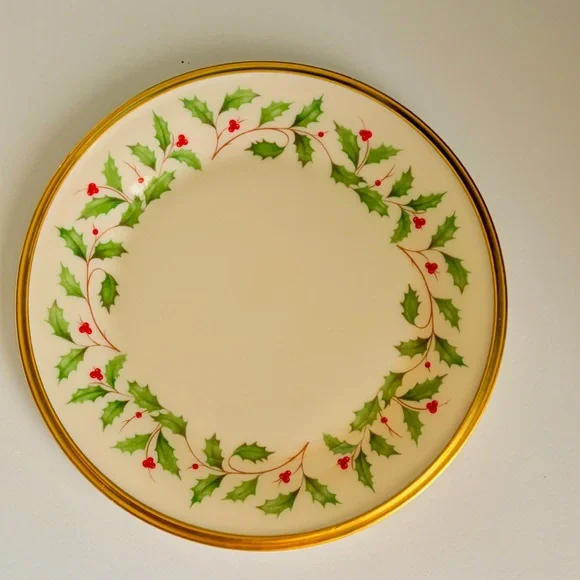 Lenox Holiday Bread & Butter Plate 6.25" Holly Berry 24K Gold Trim - Picture 1 of 4